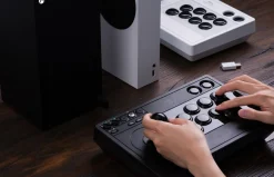 Arcade Stick 2.4G/USB pour Xbox Series X/S, Xbox One et Windows - Edition Noire / Black Edition^8Bitdo Sale