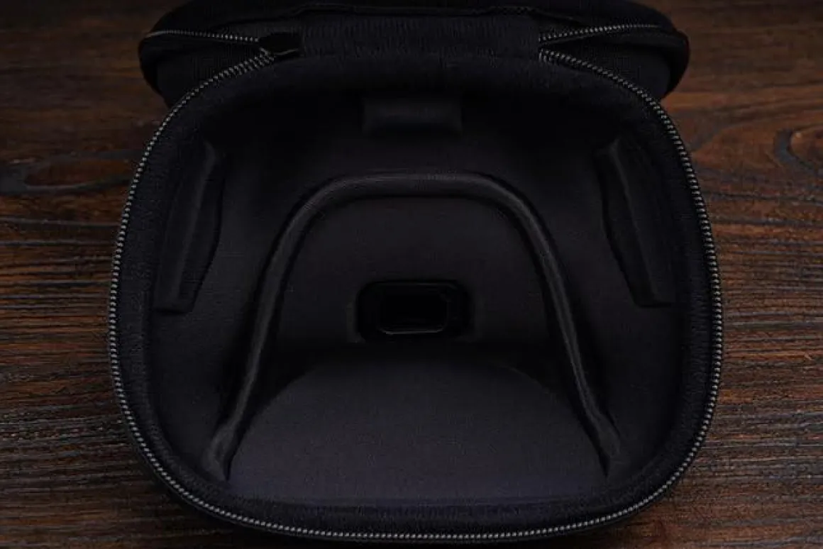 Travel case - Ultimate controller^8Bitdo Cheap