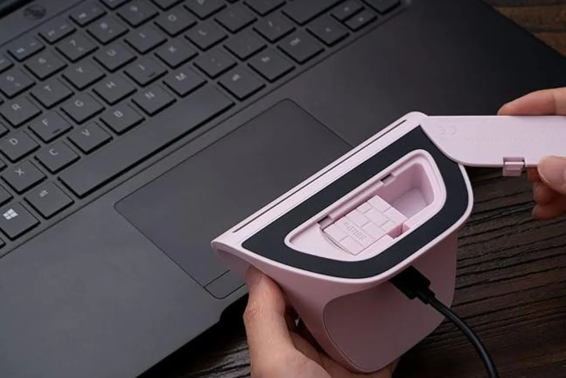 Ultimate 2.4G Wireless HALL EFFECT - Pink Edition^8Bitdo Flash Sale