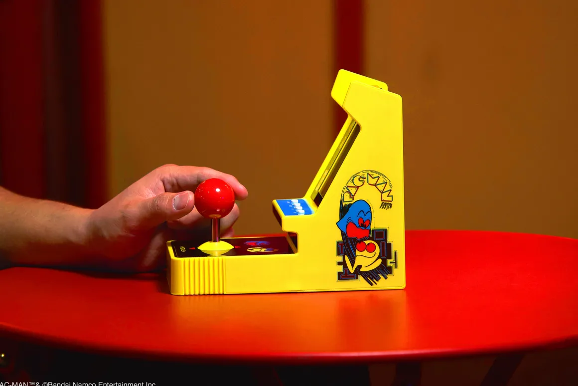 - Joystick Player Portable Pac-Man^My Arcade Hot